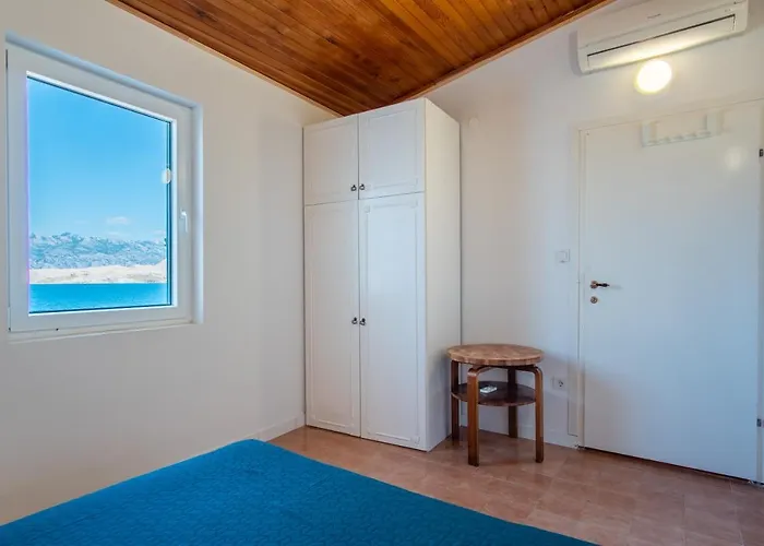 Sortis - For 2 Families And Pets *